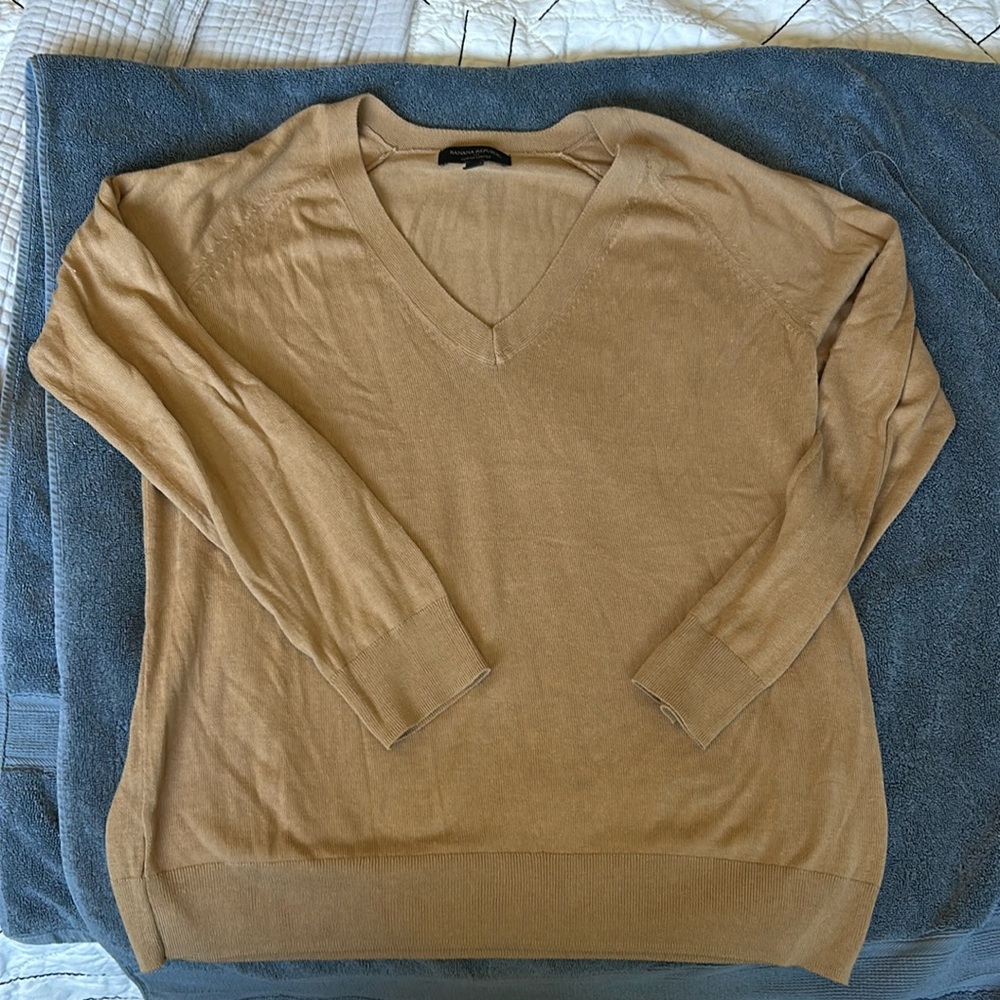 Banana Republic Factory Forever Sweater (L/Camel)